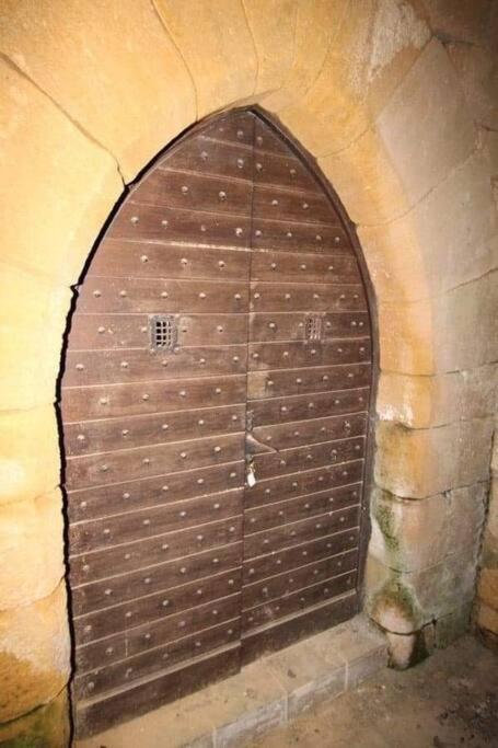 Demeure Du Xiiie-Xive S. Dans La Cite Medievale. グールドン・アン・ケルシー エクステリア 写真